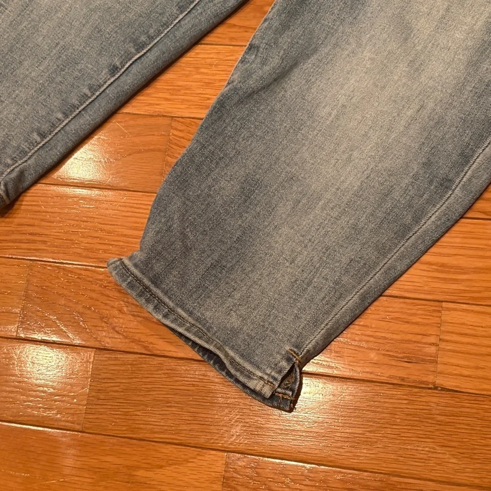 Chico's Light Blue Cropped Jeans - Picture 4 of 6
